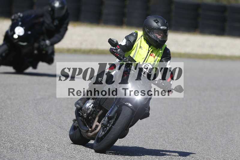 /01 02.04.2026 MAZ ADR/Gruppe gelb Gruppe gruen/66